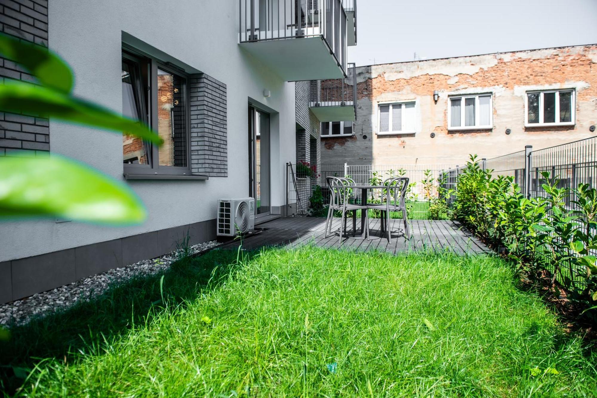 Apartament Mikolowska Z Tarasem Gliwice Bagian luar foto