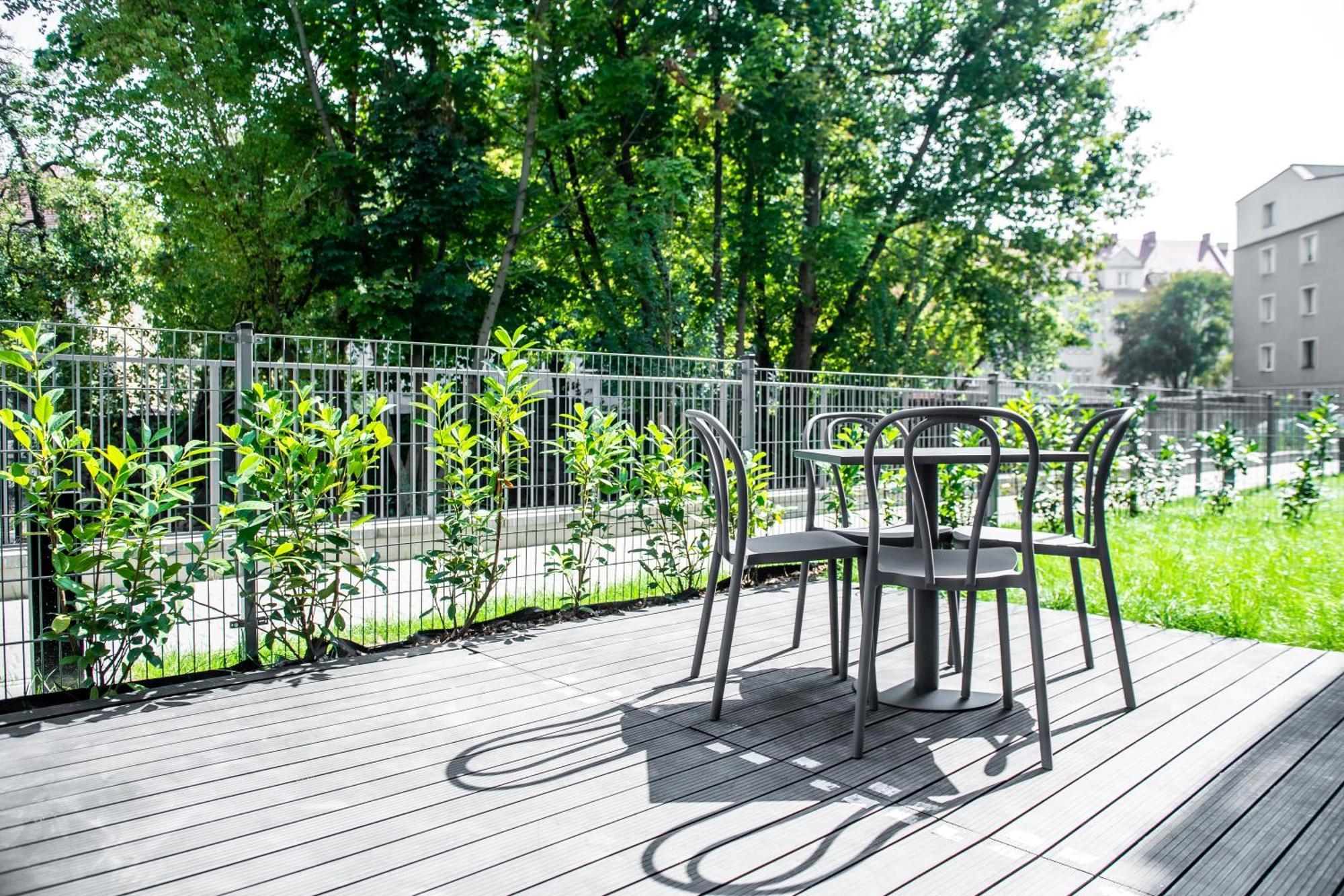 Apartament Mikolowska Z Tarasem Gliwice Bagian luar foto